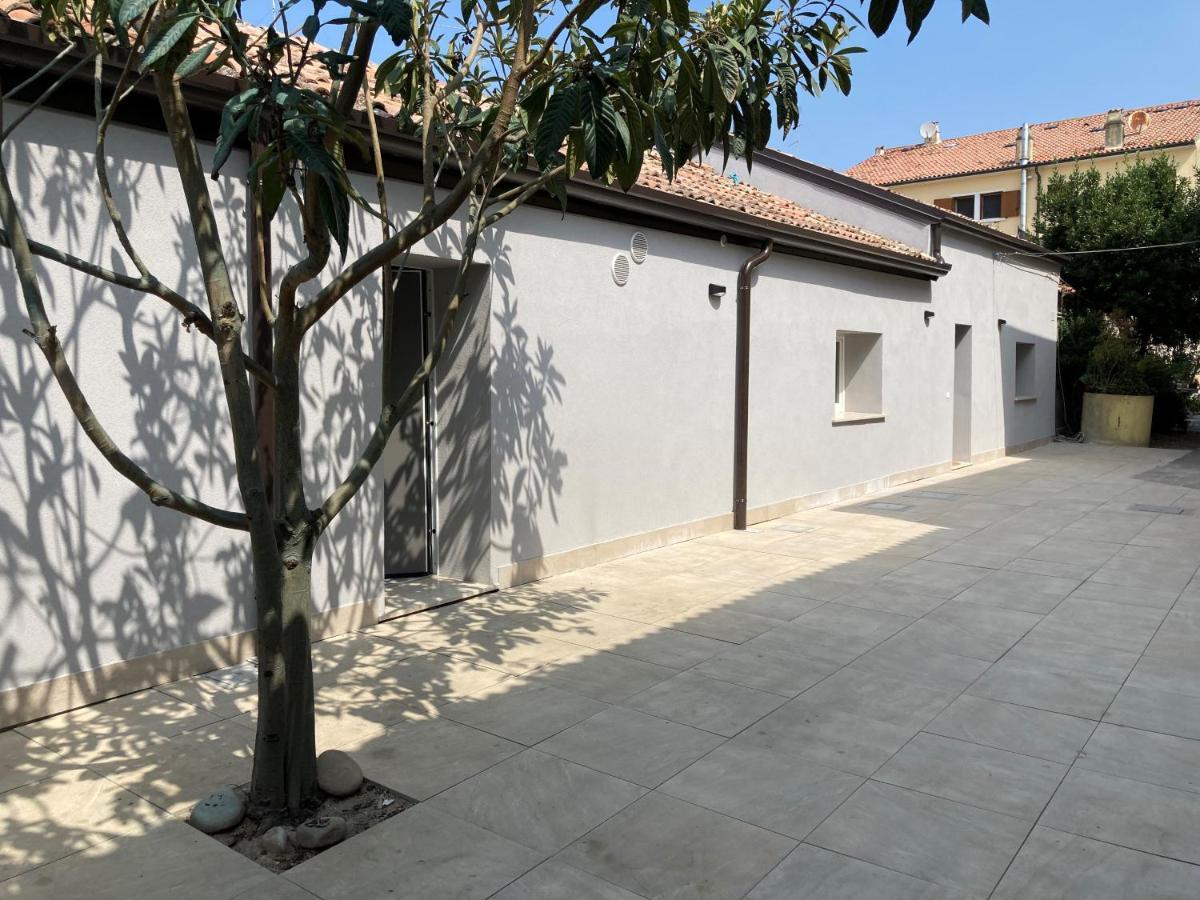 Hotel Al Ruderino Comacchio Esterno foto
